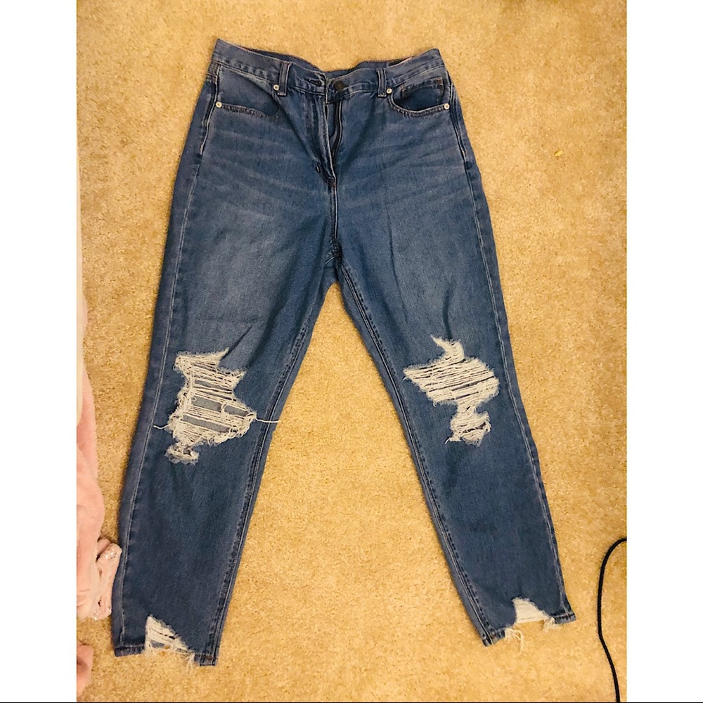 American Eagle mom Jeans